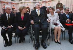 Hans-Gert Pottering, Angela Merkel, Helmut Kohl, Maike Kohl-Richter e Romano Prodi